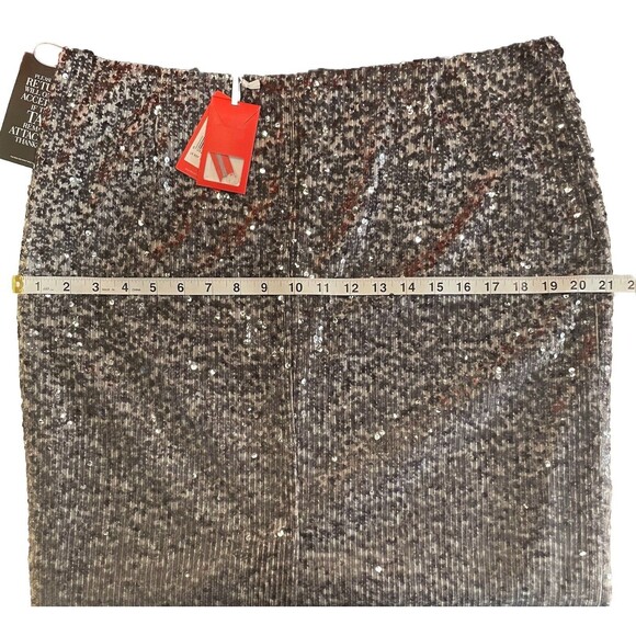 NWT PURE COLLECTION - UK 16 SILVER GREY OMBRE SEQUIN SKIRT IMMACULATE - Picture 5 of 6
